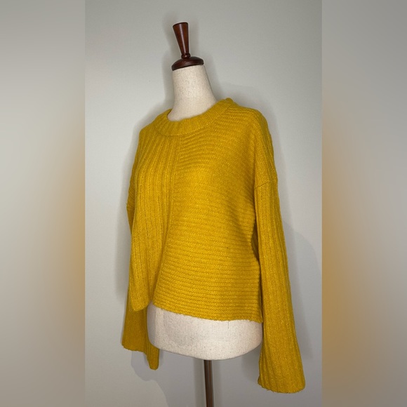 Noisy May Sweater - Picture 4 of 8